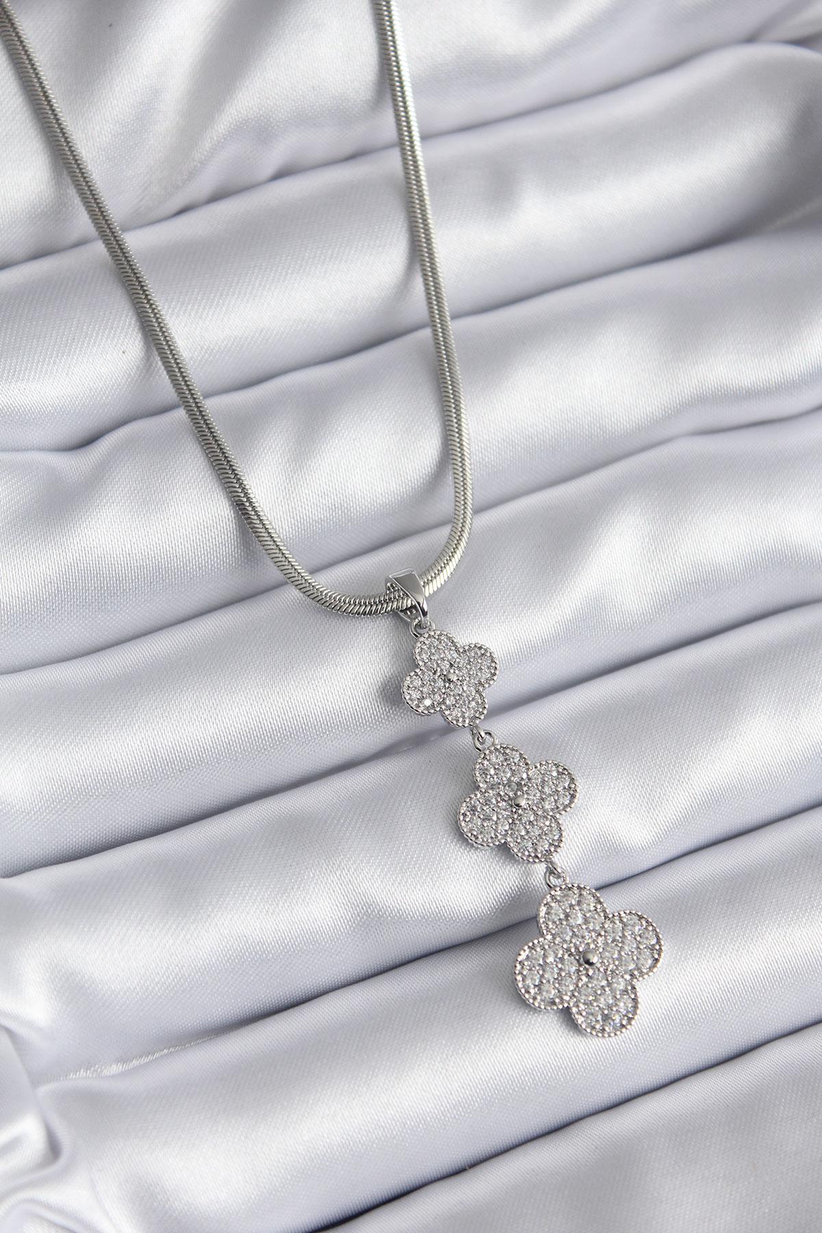 Çelik Gümüş Renk İtalyan Zincir Zirkon Taşı Yonca Model Kadın Kolye