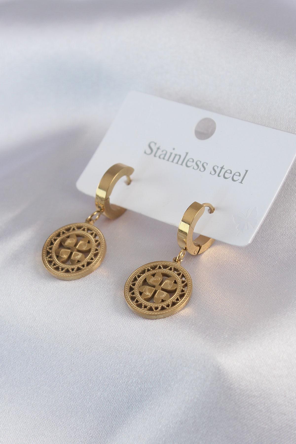 Çelik Gold Renk Kalp Model İşleme Detay Kadın Küpe