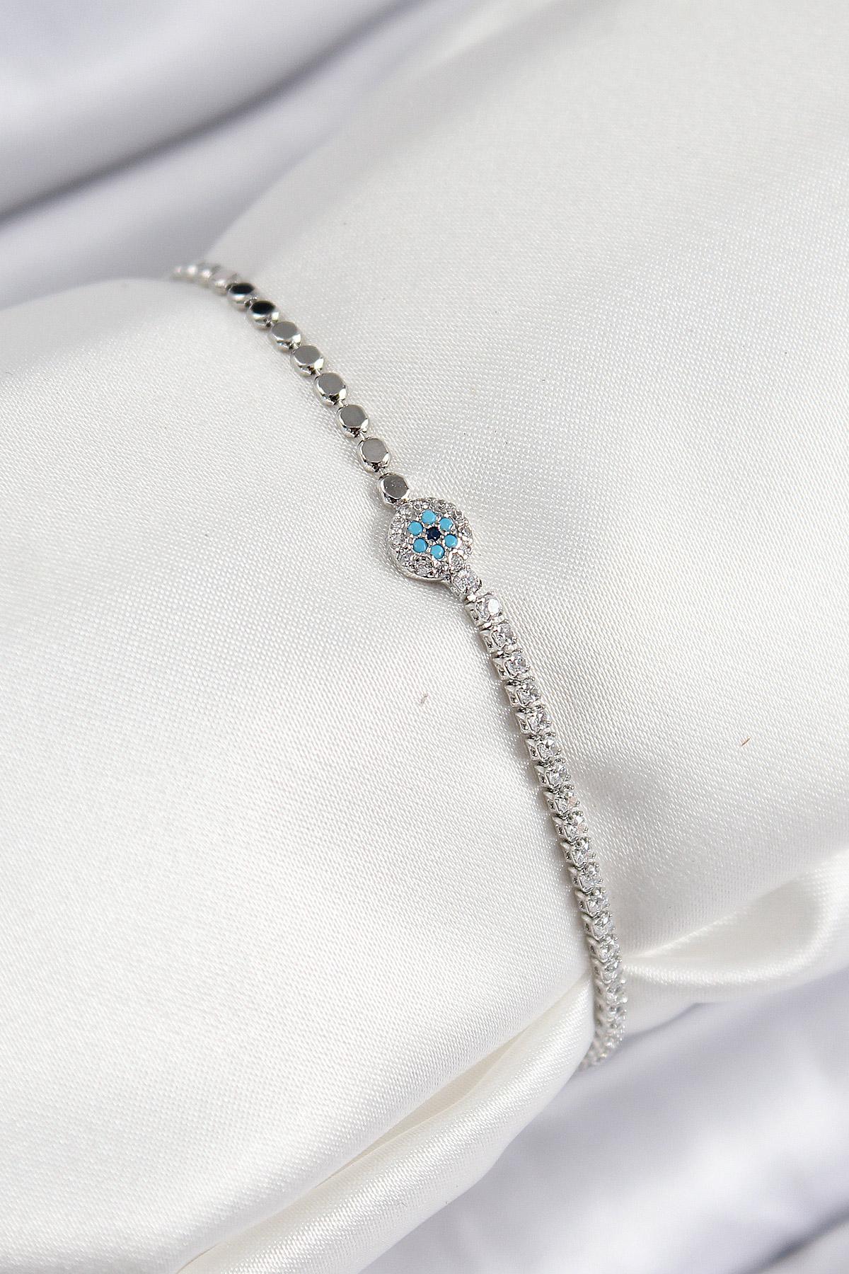 Pirinç Zirkon Taşlı Nazar Model Ezme Zincir Gümüş Renk Kadın Bileklik