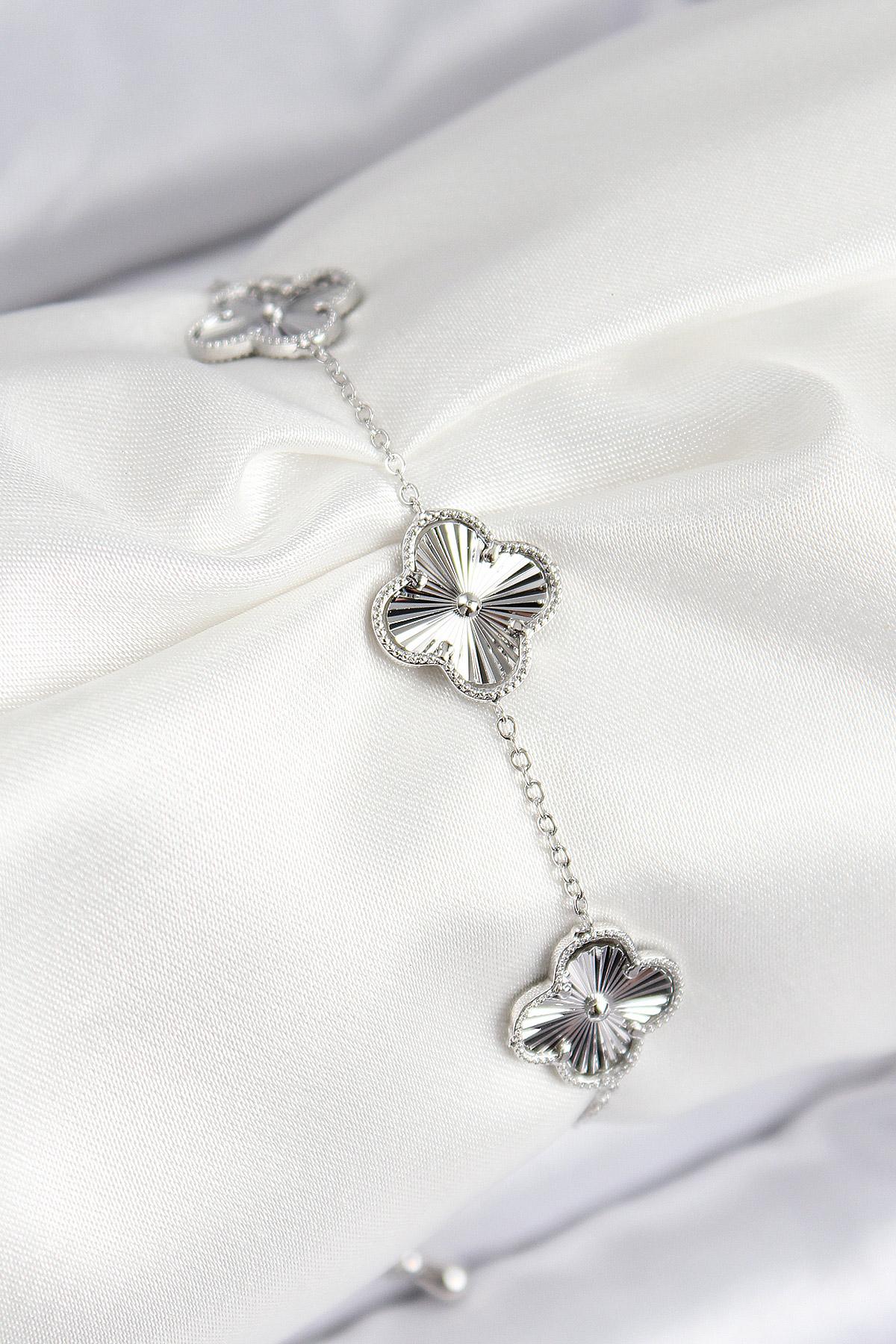 VIP Pirinç Yonca Model Gümüş Renk Kadın Bileklik