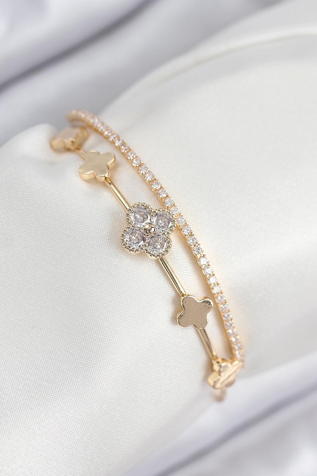 Pirinç Zirkon Taşlı Yonca Model Gold Renk Kadın Bileklik