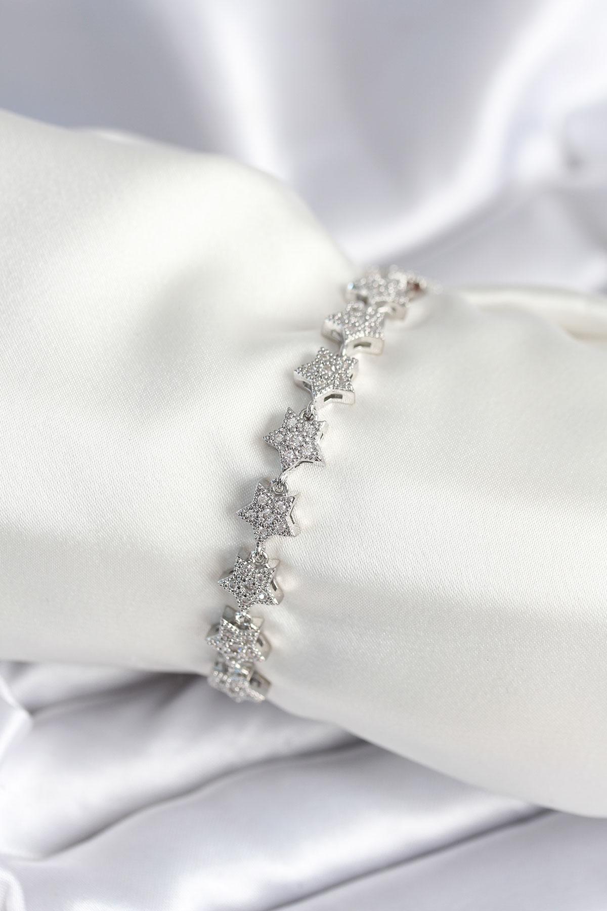 Pirinç Gümüş Renk Yıldız Model Kadın Bileklik