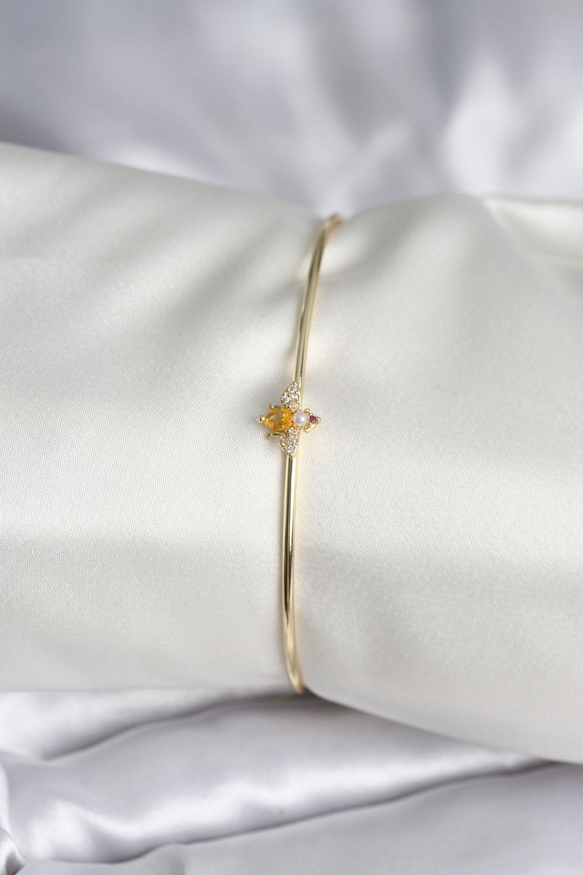 Sinek Figürlü Gold Renk Pirinç Kadın Bileklik